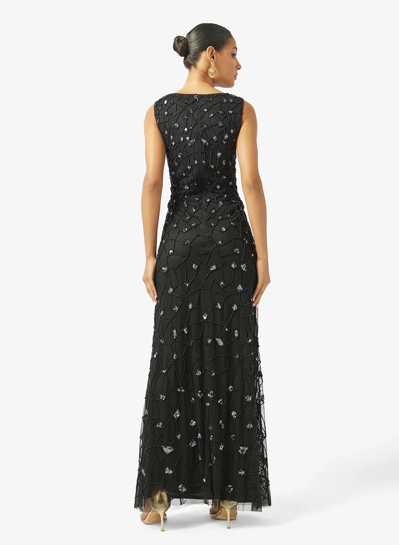 نمشي x فستان سهرة مزين بالخرز